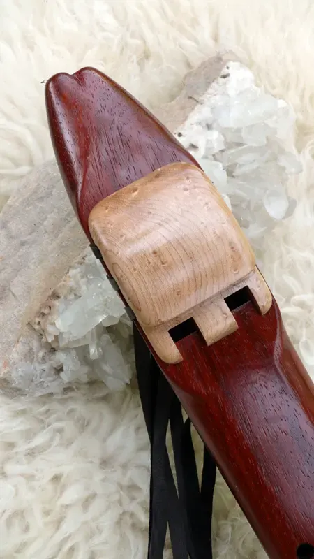 Native American Style Drone Flute 7 Hole Key of F in Padauk and Maple woods — product photo