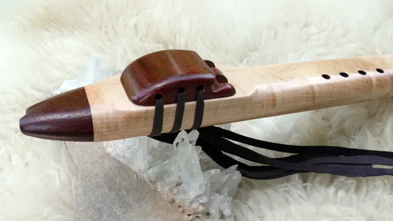 Native American Style Drone Flute 7 Hole Key of G — product photo