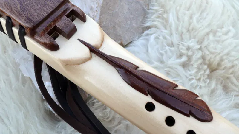 Native American Style Drone Flute 7 Hole in the Key of G — product photo