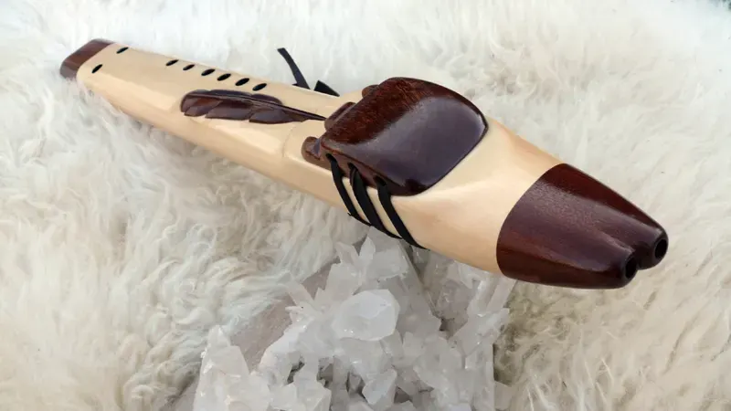 Native American Style Drone Flute 7 Hole in the Key of G — product photo