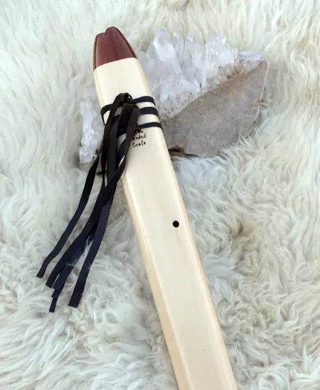 Native American Style Drone Flute 7 Hole in the Key of G — product photo