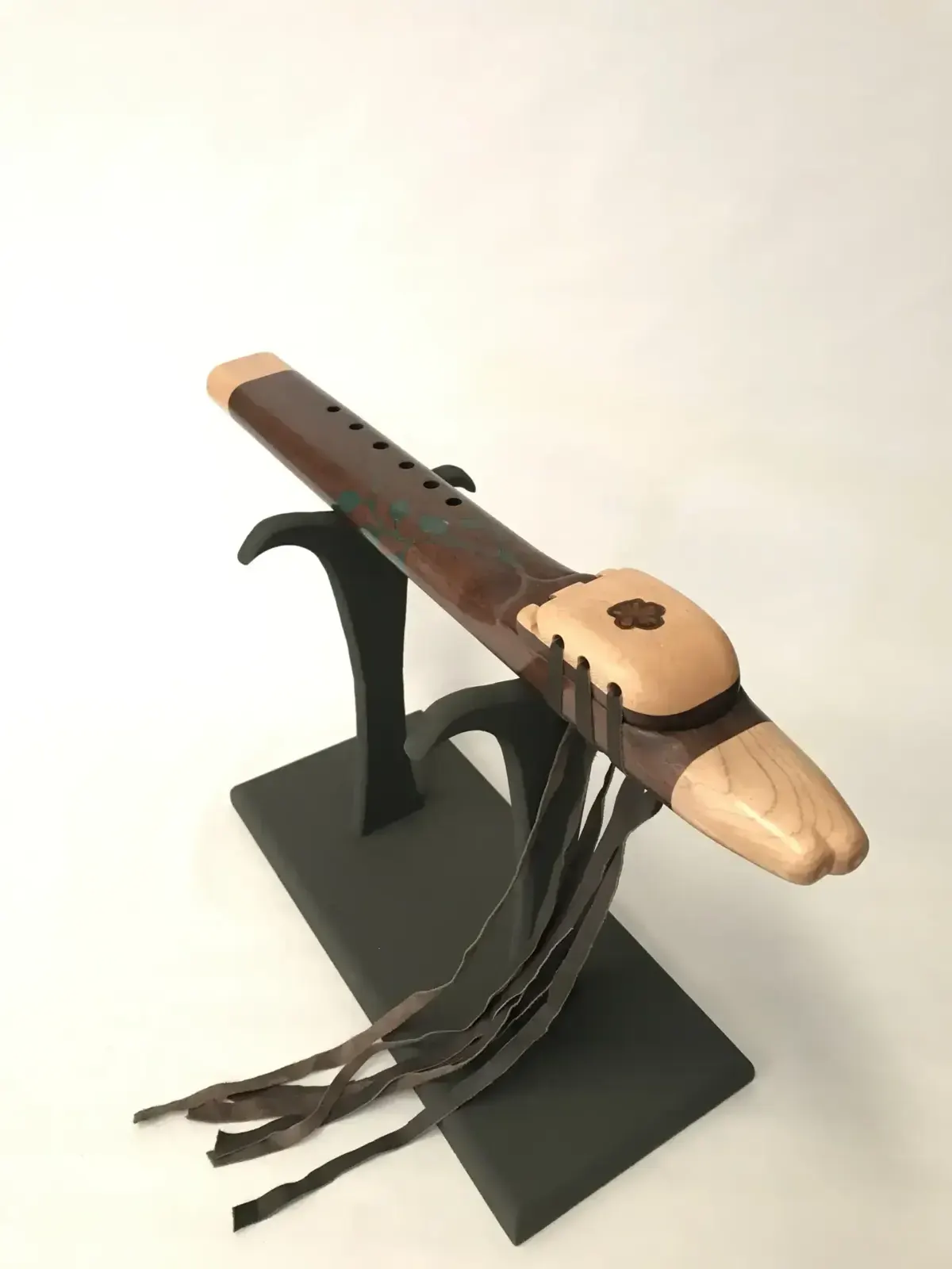 Native American Style Drone Flute – Key of E – Walnut & Maple – Chrysocolla Stone & Ayahuasca Inlay — product photo