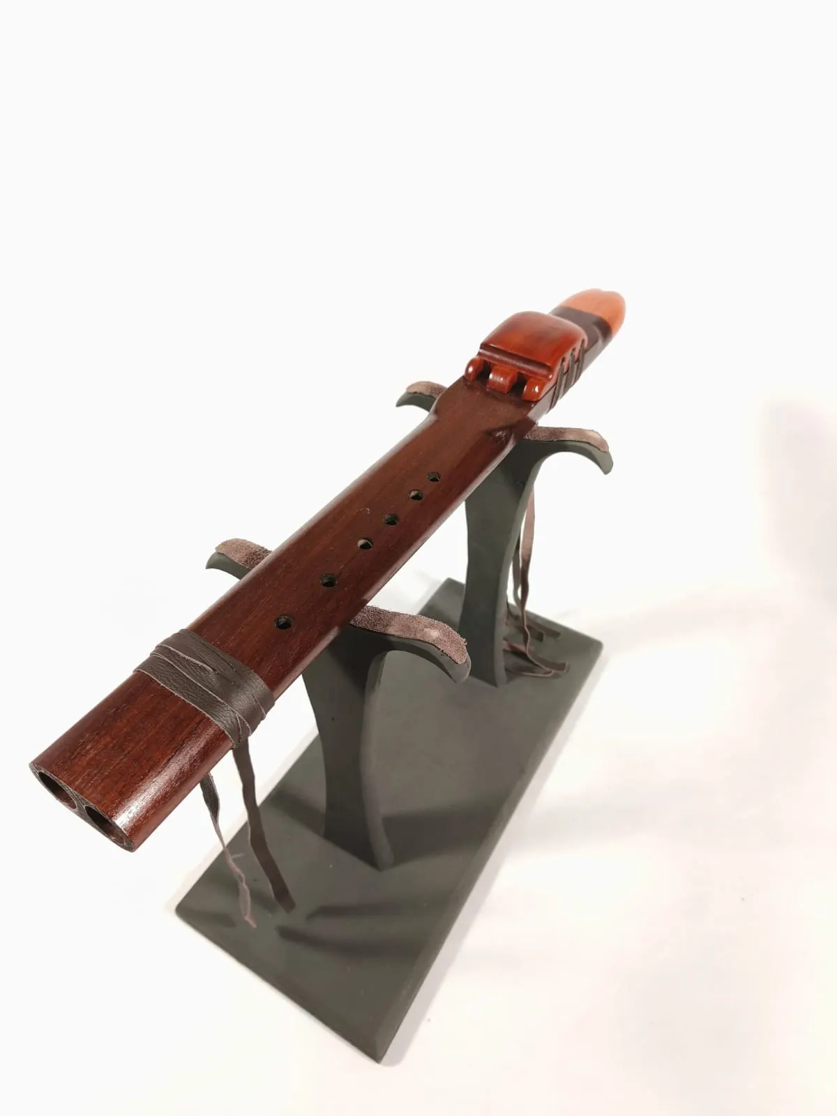 Peruvian Walnut and Sapele drone flute in the key of F# — photo 1